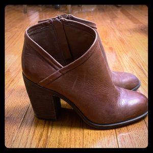 Lucky Brand brown leather ankle boot